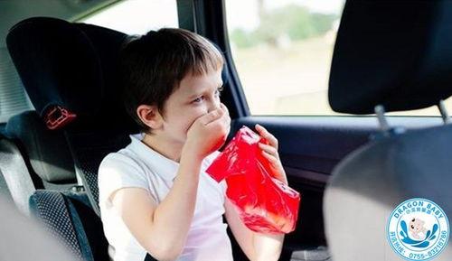 娱乐吃瓜酱你为什么晕车,揭秘晕车背后的趣味真相